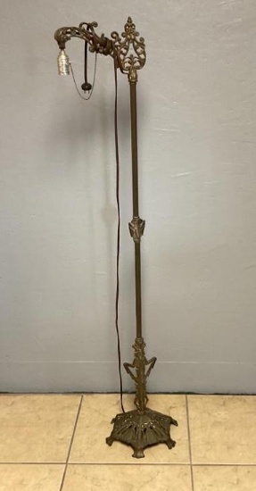 ANTIQUE FLOOR LAMP