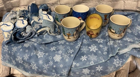 SNOWMAN CUPS MUGS, NAPKINS & TABLECLOTH
