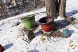 Flower pots & yard decorations