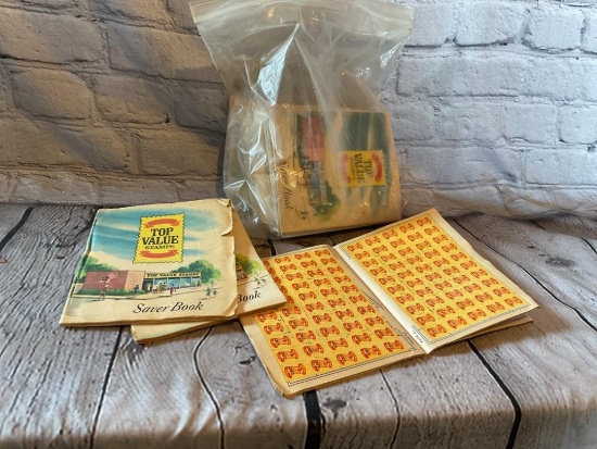LOT OF S AND H GREEN STAMP BOOKS AND TOP VALUE BOOK. SOME FULL OF STAMPS