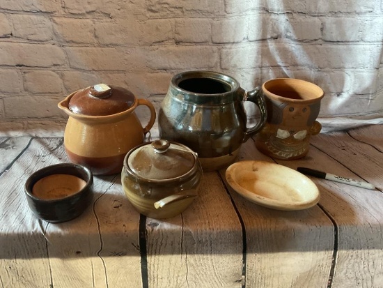 FLAT OF STONEWARE, SOME VINTAGE