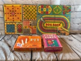 ASSORTED VINTAGE GAMES AND GAME BOARD WITH BIRD PUZZLE