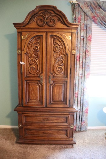 4 Piece Bedroom Set Including Amour, Dresser, Two Night Stands
