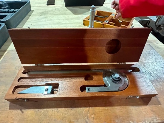 Starrett Specialty tool in Wood Box