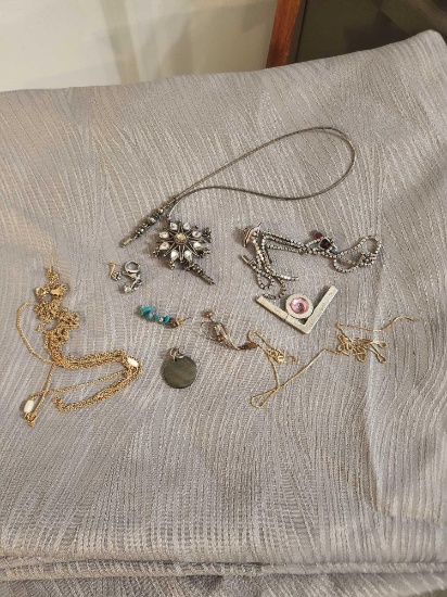 Quantity of Jewelry, Some in need of repair