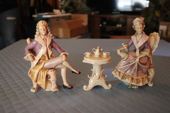 Colonial Figurines