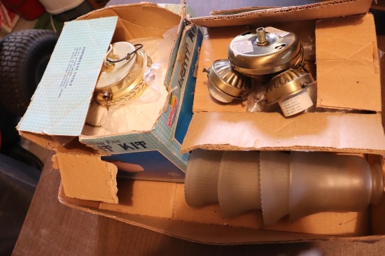 Ceiling Fan Light Kits/Parts