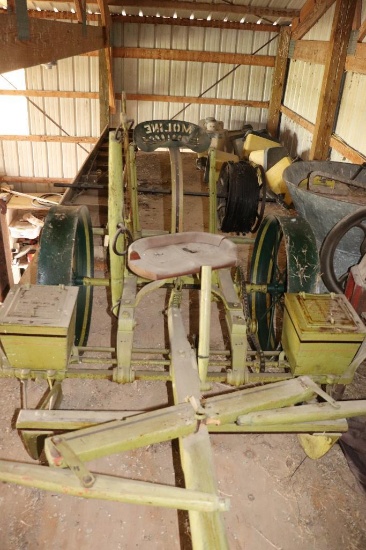 MOLINE 2 ROW HORSE DRAWN PLANTER