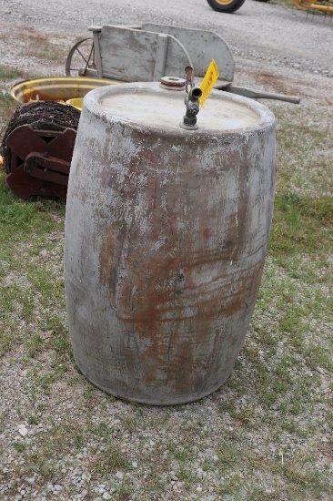 56 GALLON STANDARD OIL BARREL