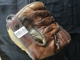 Billy Goodman Baseball Glove Model Franklin F433 Major League