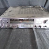 Carver Magnetic Field Power Amplifier, reciever 900, powers on