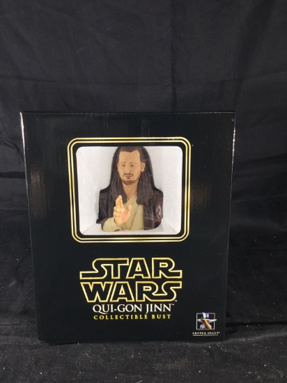 Qui-Gon Jinn Mini-Bust