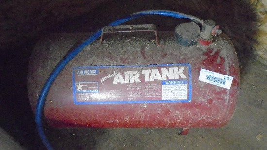 Air tank