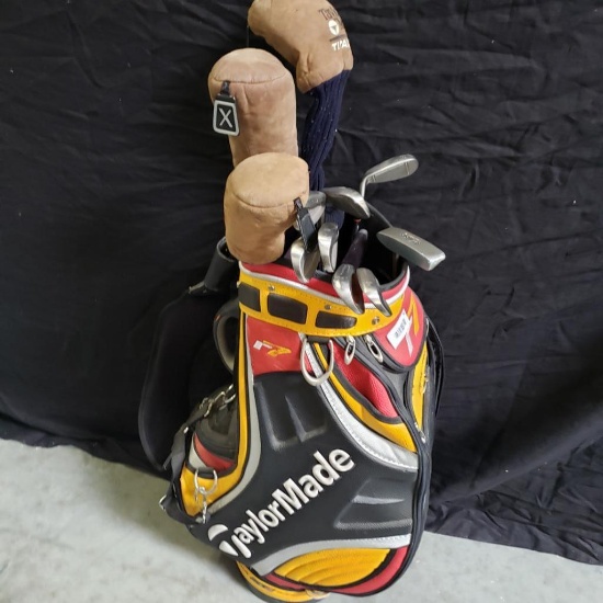 Bag with Clubs