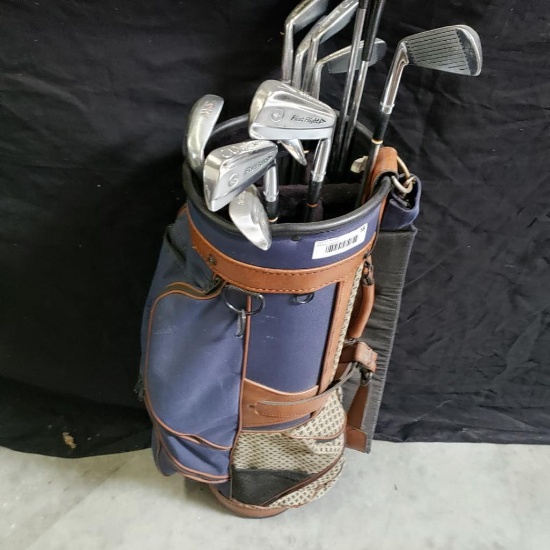 Bag with Clubs
