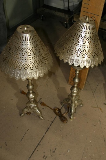 Vintage Style Lamps lot of 2