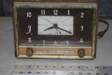 Vintage Sylvania Radio Alarm Clock Untested