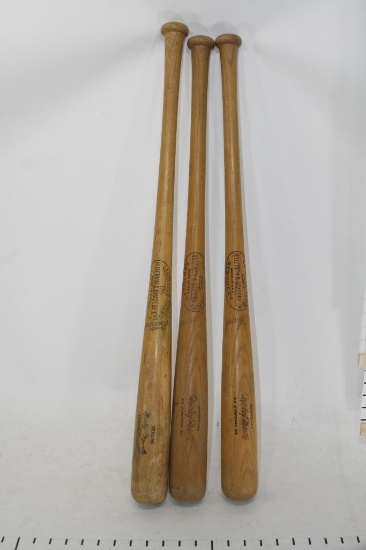 Official Genuine Mickey Mantle Louisville Slugger 125, 250s,250s 1,1,mm2 Baseball Bat 32". 3 units