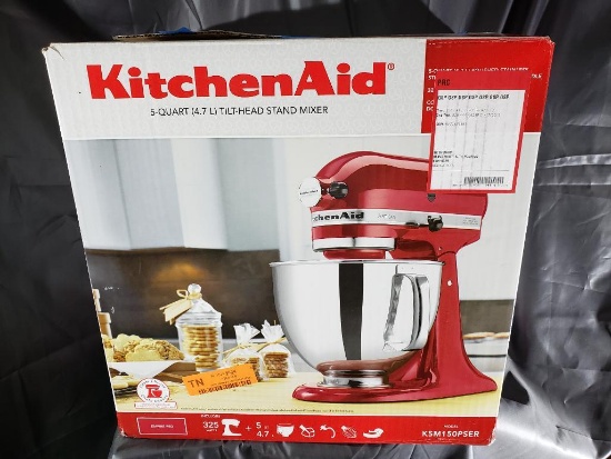 Kitchen Aid 5 Quart (4.7L) Tilt-Head Stand Mixer - Store Return - 2 Blades Missing