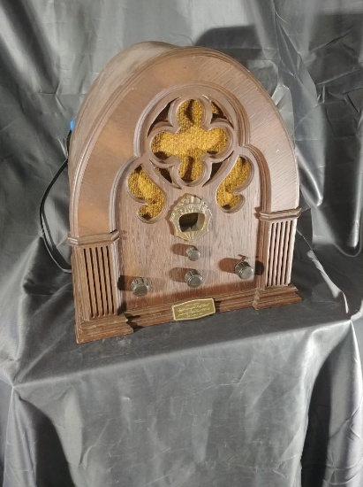 Special Edition Stylized Version of "Baby Grand" produced by Philco Circa 1930-36 Phico-Ford Corp.
