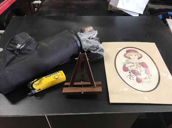 Small Easel, Artwork, Handheld AM/FM Radio, Golf Themed Grilling Tools