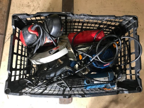 crate of various- 3 skill saw, 2 grinders - Ryobi, Skilsaw