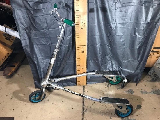 Trikke8 scooter