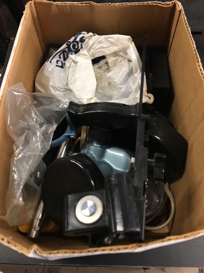 Box of misc. vintage photography gear