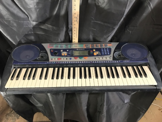 Yamaha PSR-262 Keyboard Bass Boost System