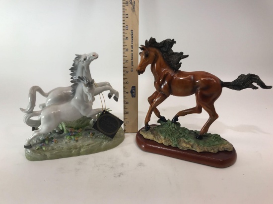 Andrea Porcelain Horse Figurine & Horse Statue 2 Units