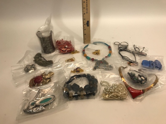 Mixed Lots of Fashion Jewelry