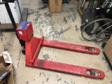 Intercomp PW800 Pallet Jack With Scale