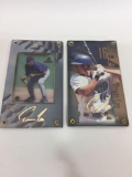 MLB 1999 Travis Lee Gold Signature & 1998 Gold Prospects Gold Signature 2-Card Set