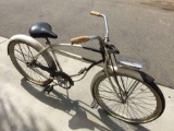 Vintage Schwinn Bicycle 45in Wheelbase 26in Tires