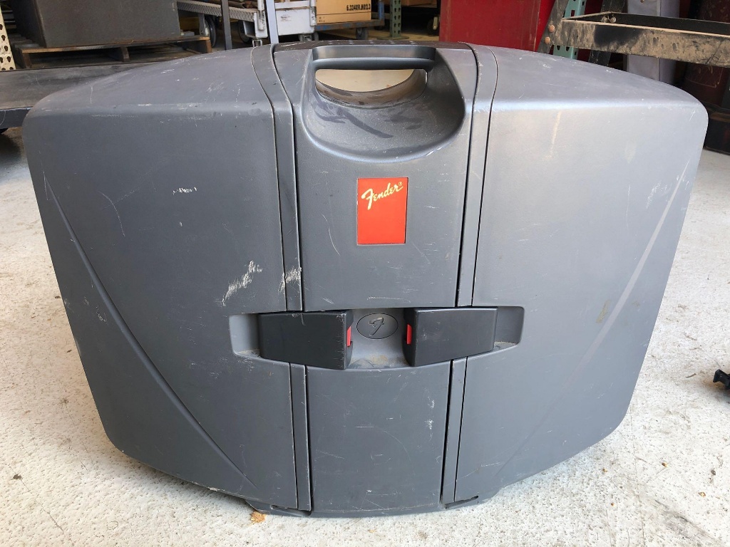 fender passport p150