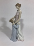 Lladro Spanish Porcelain Mother & Daughter Figurine