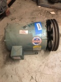 Baldor 7.5 HP 208 250/480v 1725 RPM 3 Phase Motor