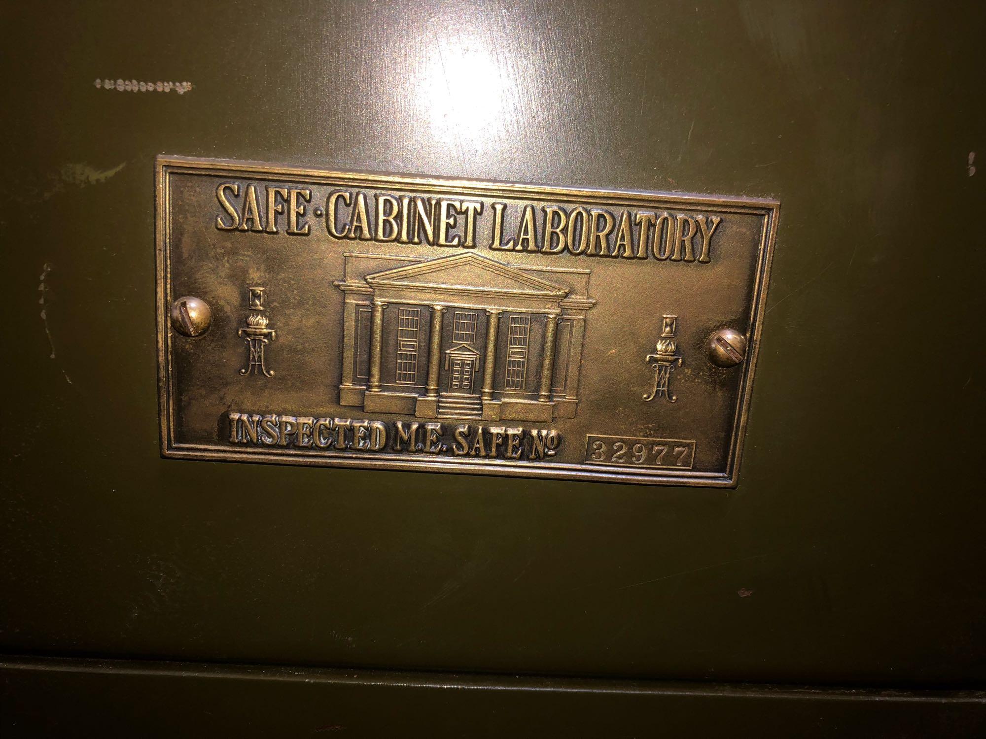 Yale Safe-Cabinet Standard M.E. Type, Remington | Proxibid, image size:2000x1500