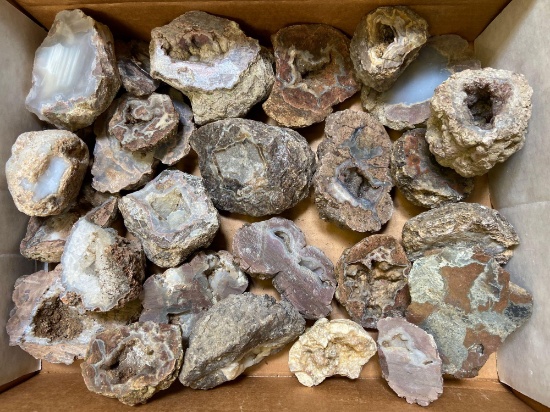 Lot of Geodes Stones Rocks