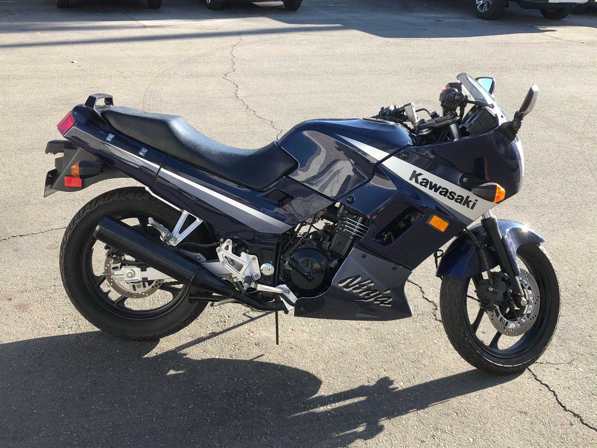 2004 Kawasaki Ninja 250 VIN JKAEXMF114DA00559 | Proxibid 2004 Kawasaki Ninja 250 VIN JKAEXMF114DA00559 | Proxibid