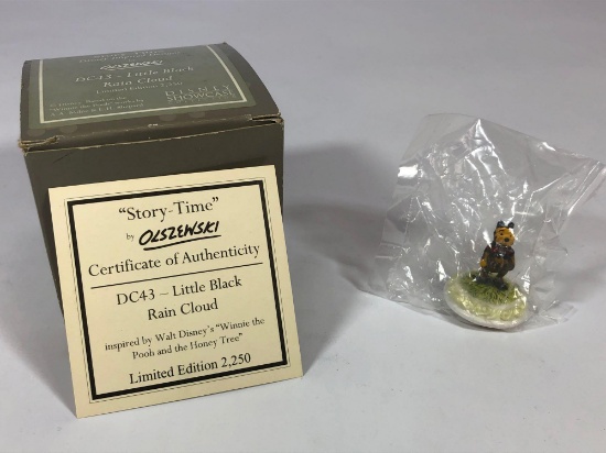 Winnie The Pooh Little Black Rain Cloud SEALED IN BAG Limited Edition Sculpture DC43 w/ CoA 2002