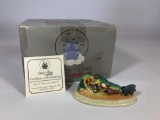 Winnie the Pooh With a Great Heave Ho Scultpture OSDC31 w/ CoA 2001 Disney Showcase Collection
