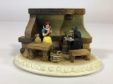 Snow White Take a Bite SIGNED Limited Edition Sculpture DC36 2002 Disney Showcase Collection