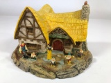 SIGNED Original Snow White Cottage Olszewski 944-D Goebel Disney 1987 Collection w/ Matching Figures