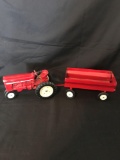 Toy Metal International Tractor Trailer