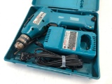 Makita 10mm Cordless Drill Set