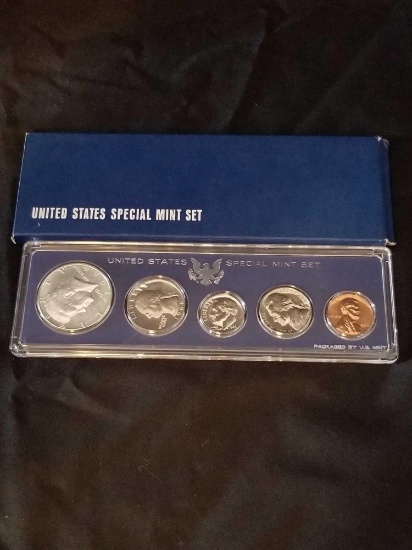 1966 US Special Mint Set With Box 5 Coins