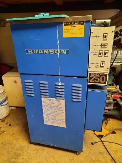 Branson 250-R-S Refrigerated Vapor Degreaser rm2