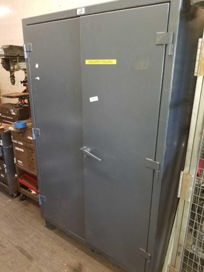 Heavy metal Storage Cabinet