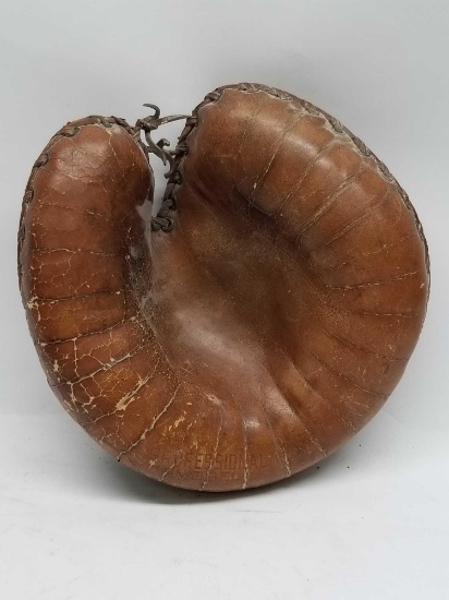 Vintage Leather Catchers Mit